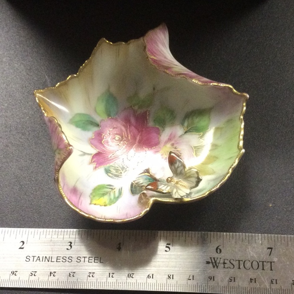 Elegant Ring Or Jewelry Dish